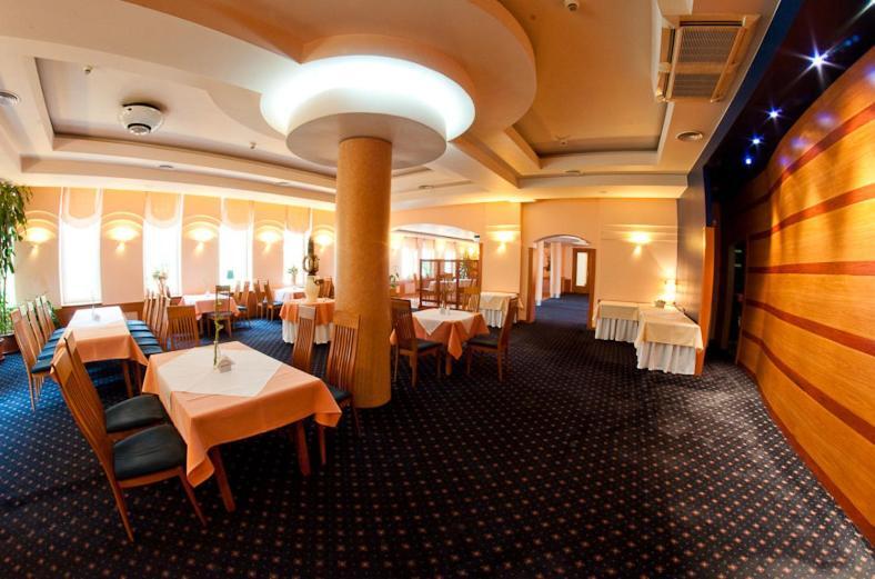 Hotel Naramowice Posen Restaurant foto